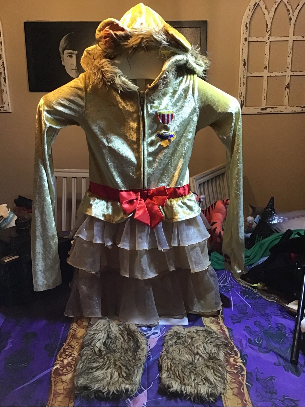 Wizard of oz courage the lion girl dress size medium